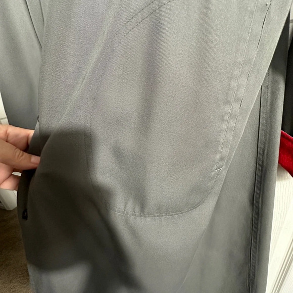 Vintage Braefair for Lord & Taylor gray trench coat with red interior/trim. Sz 4 - Picture 11 of 13